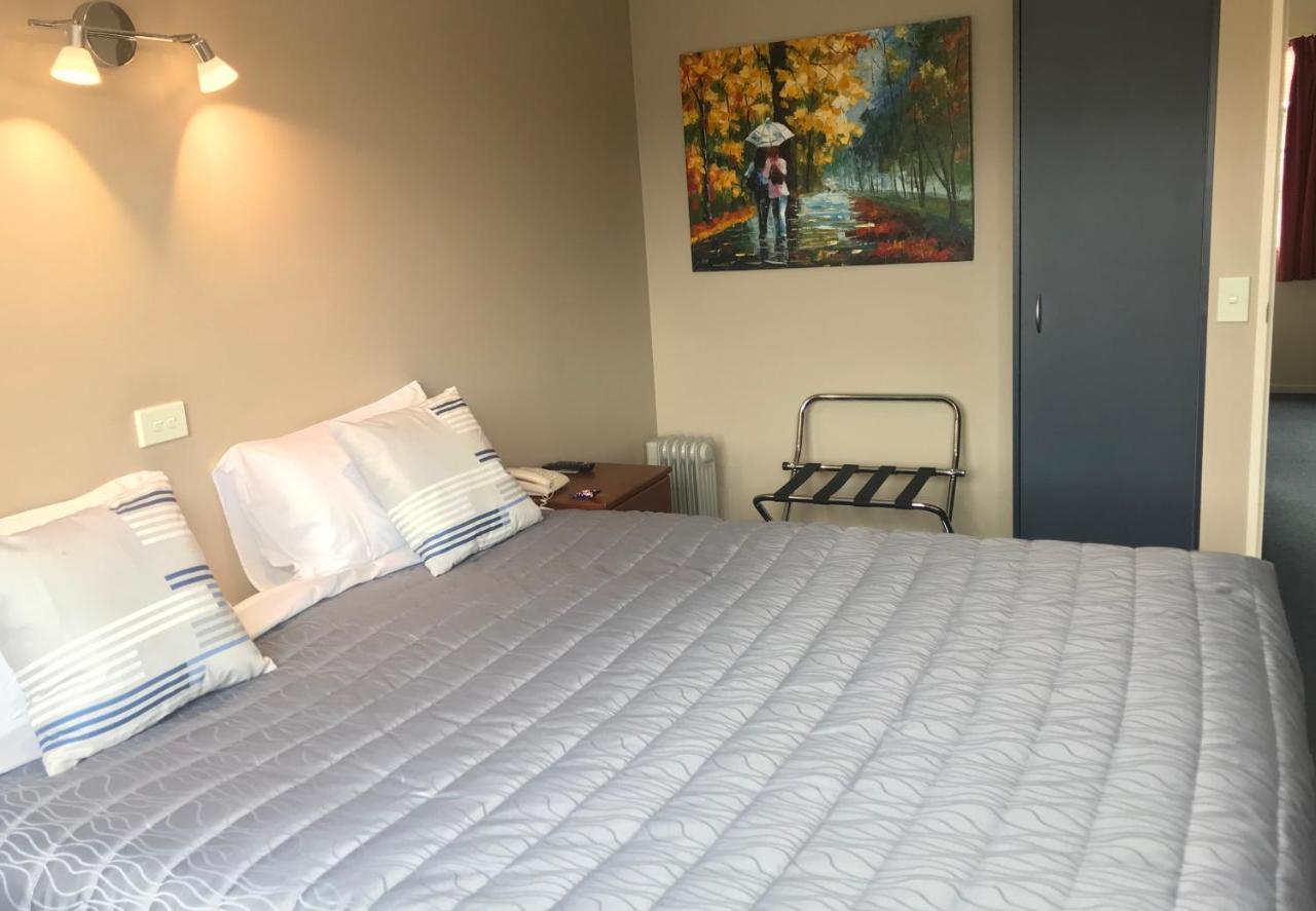 Phoenix Motels Temuka Extérieur photo