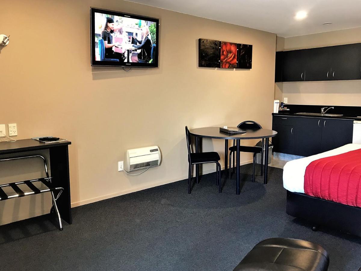 Phoenix Motels Temuka Extérieur photo