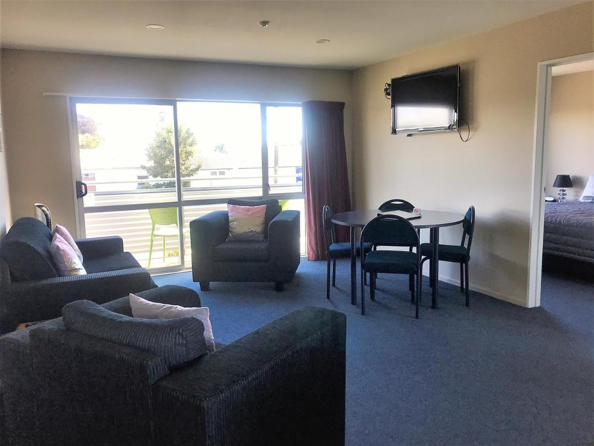 Phoenix Motels Temuka Extérieur photo