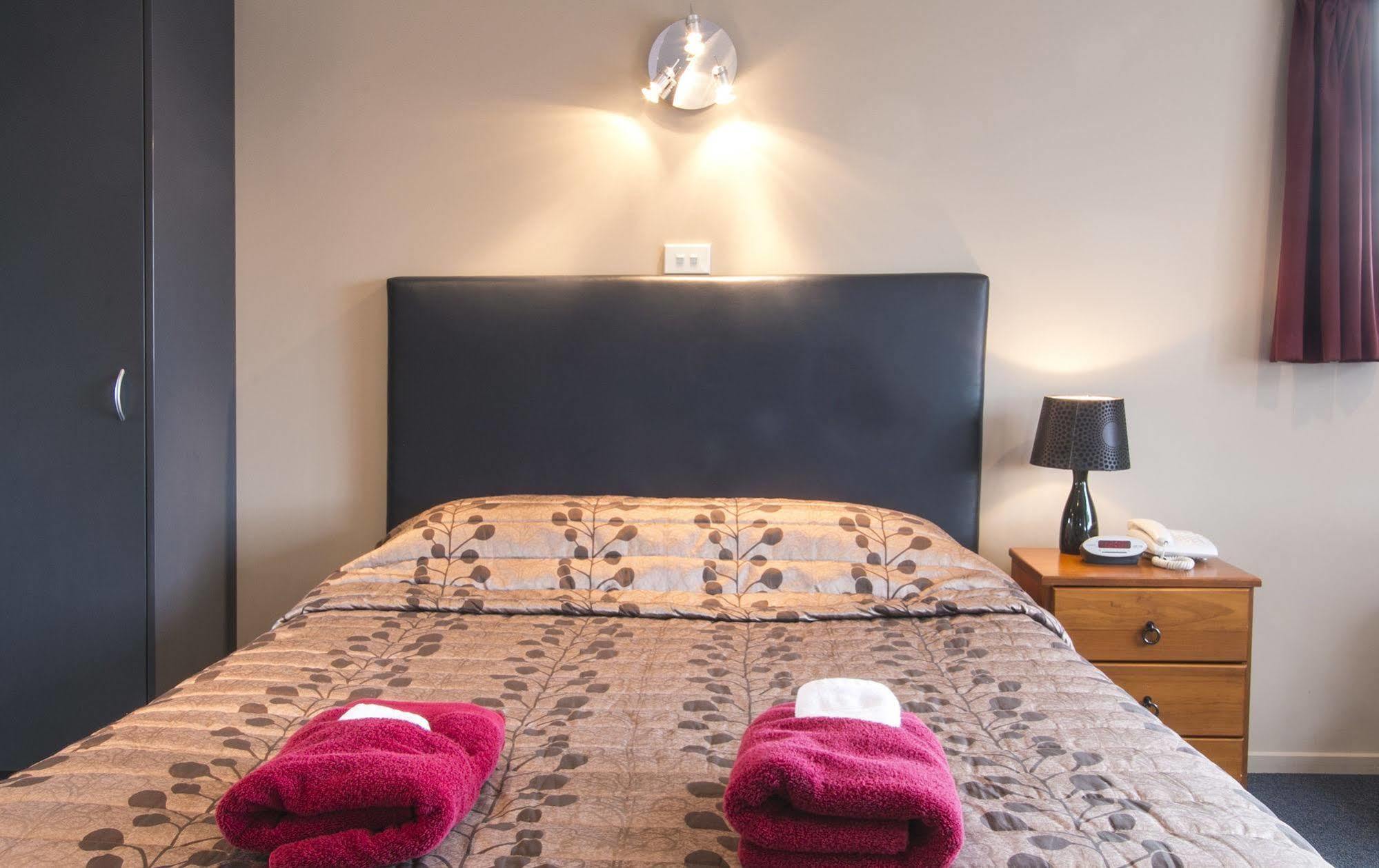 Phoenix Motels Temuka Extérieur photo