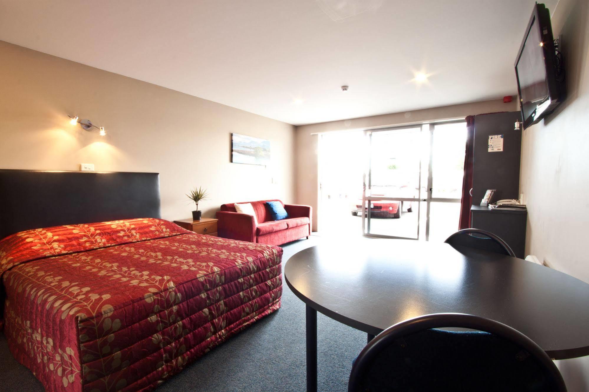 Phoenix Motels Temuka Extérieur photo