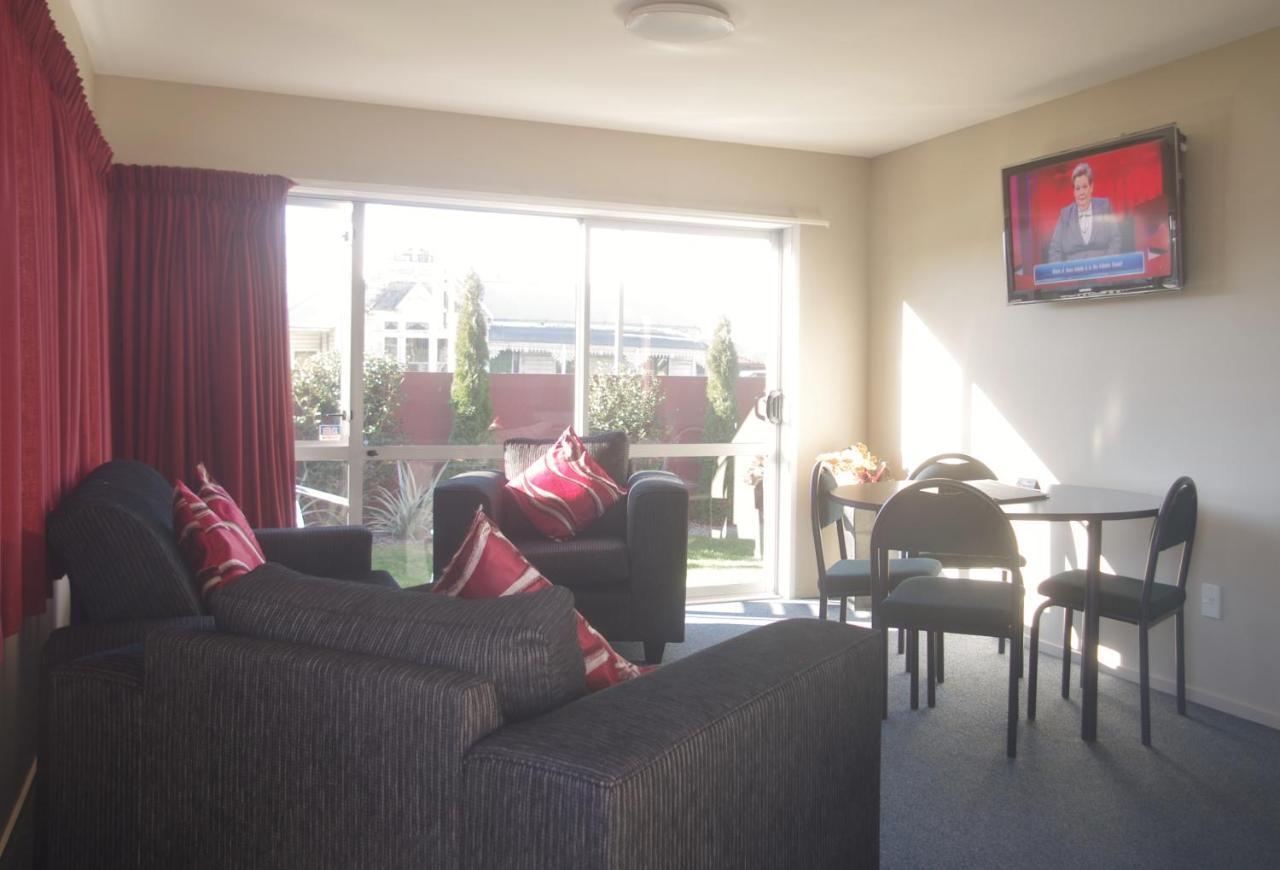 Phoenix Motels Temuka Extérieur photo